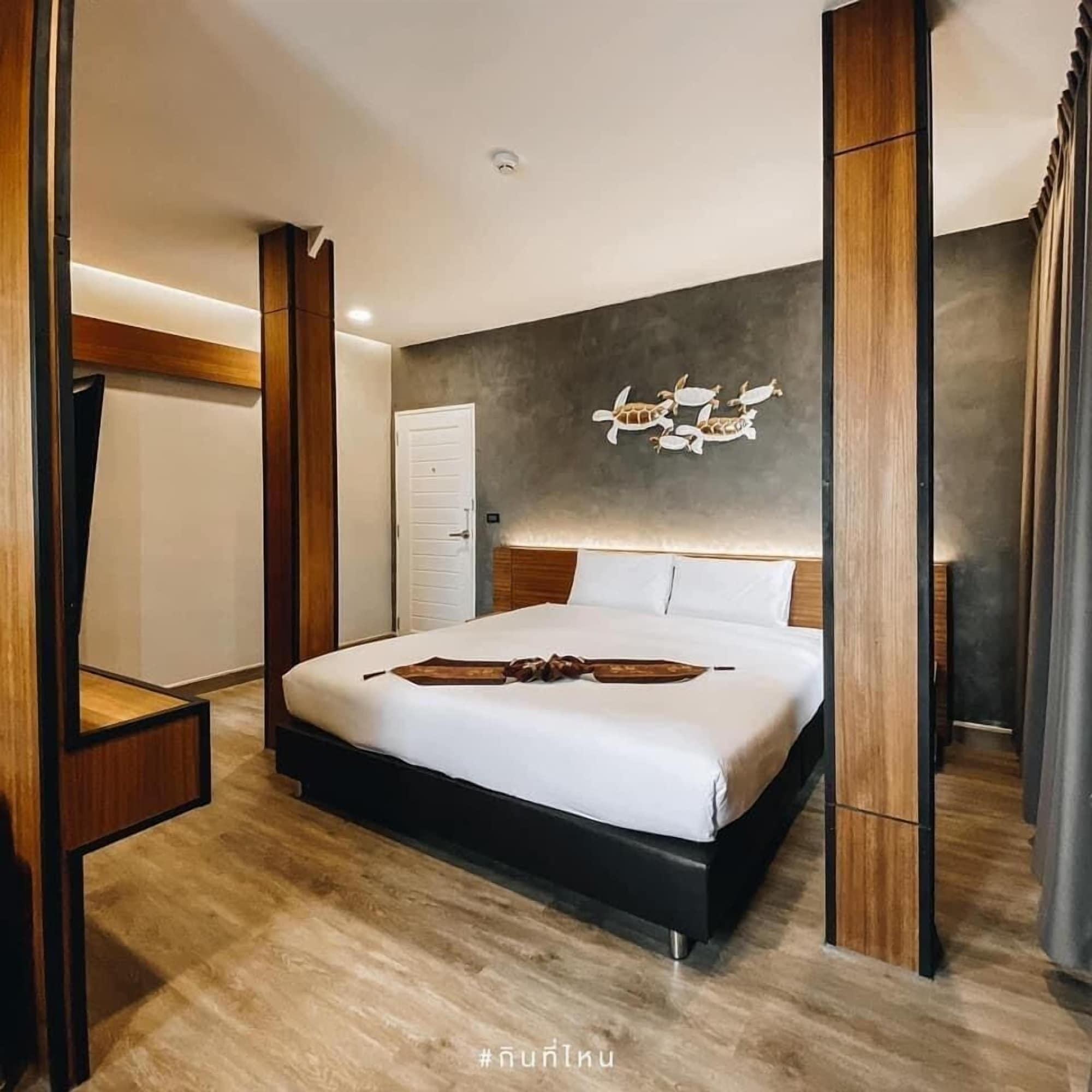 Sureena Hotel Pattaya Buitenkant foto